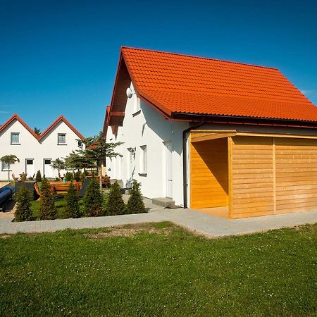 Aqua Fun Domki Z Basenem Дарлово Экстерьер фото