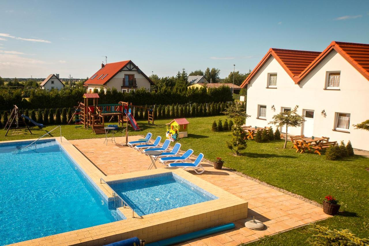 Aqua Fun Domki Z Basenem Дарлово Экстерьер фото