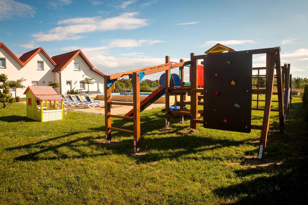 Aqua Fun Domki Z Basenem Дарлово Экстерьер фото