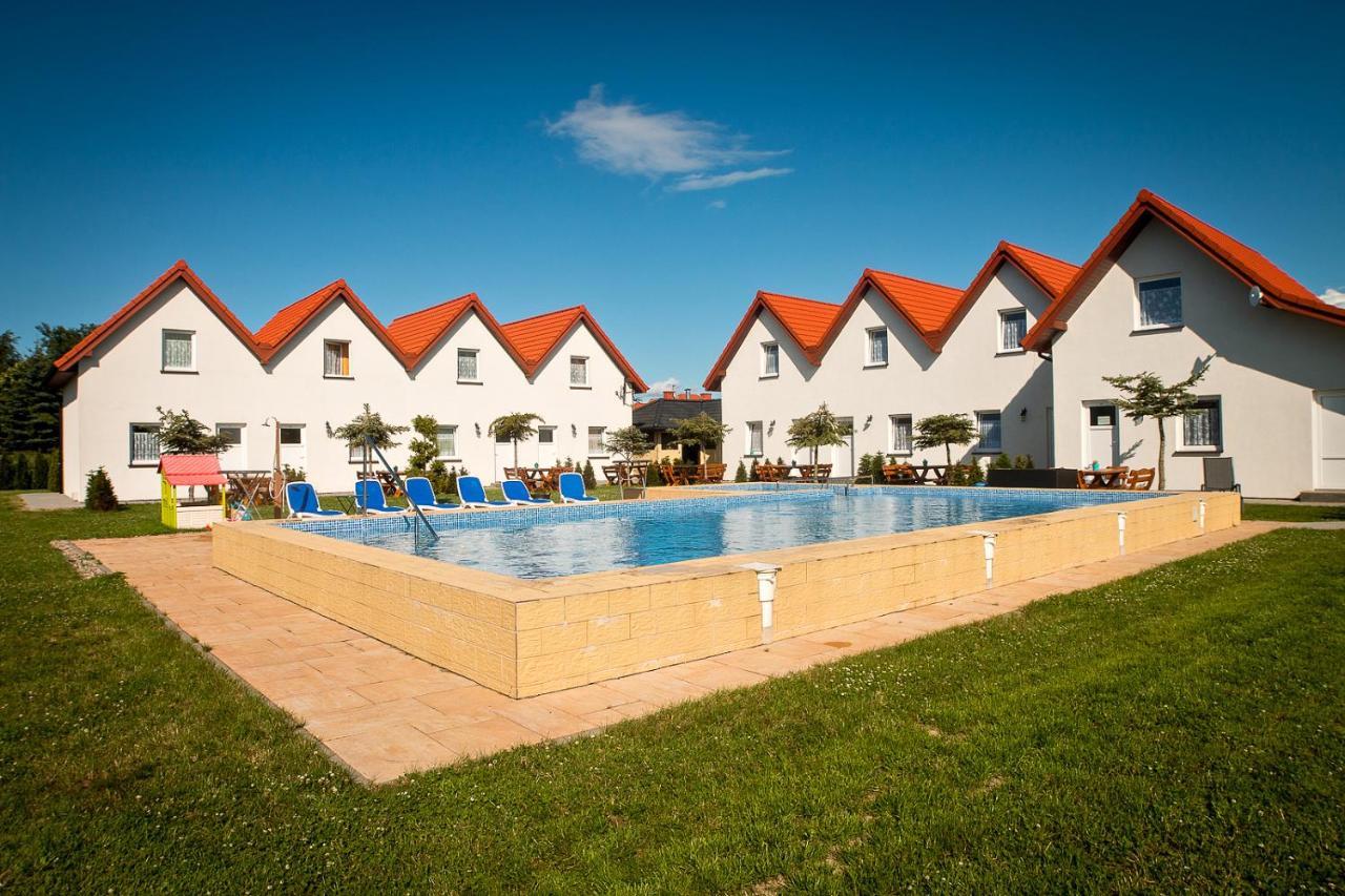 Aqua Fun Domki Z Basenem Дарлово Экстерьер фото